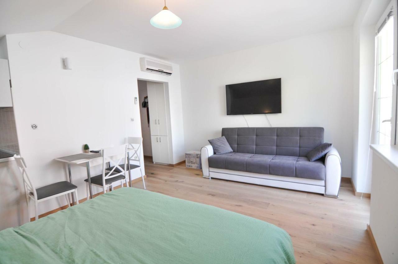 Apartment Helen อิตชิชี ภายนอก รูปภาพ